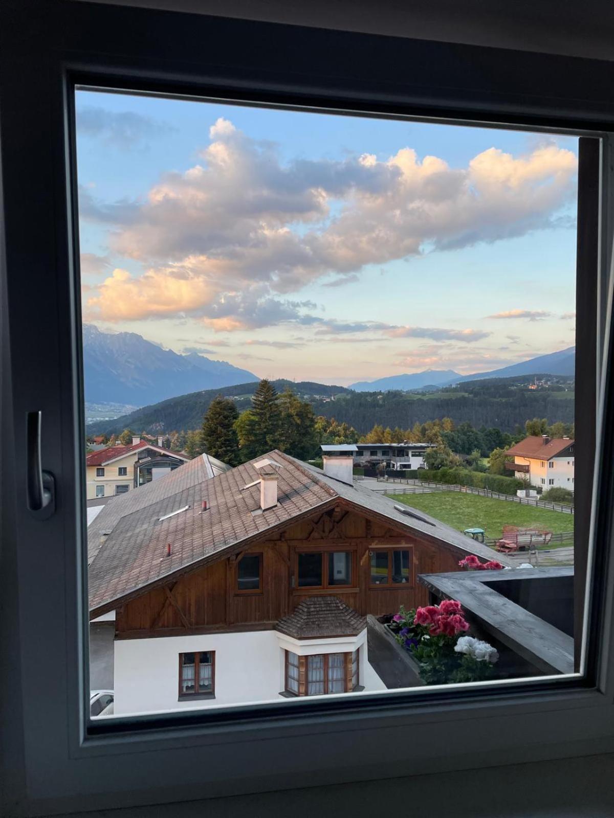 Suite Mutters Innsbruck Exterior photo